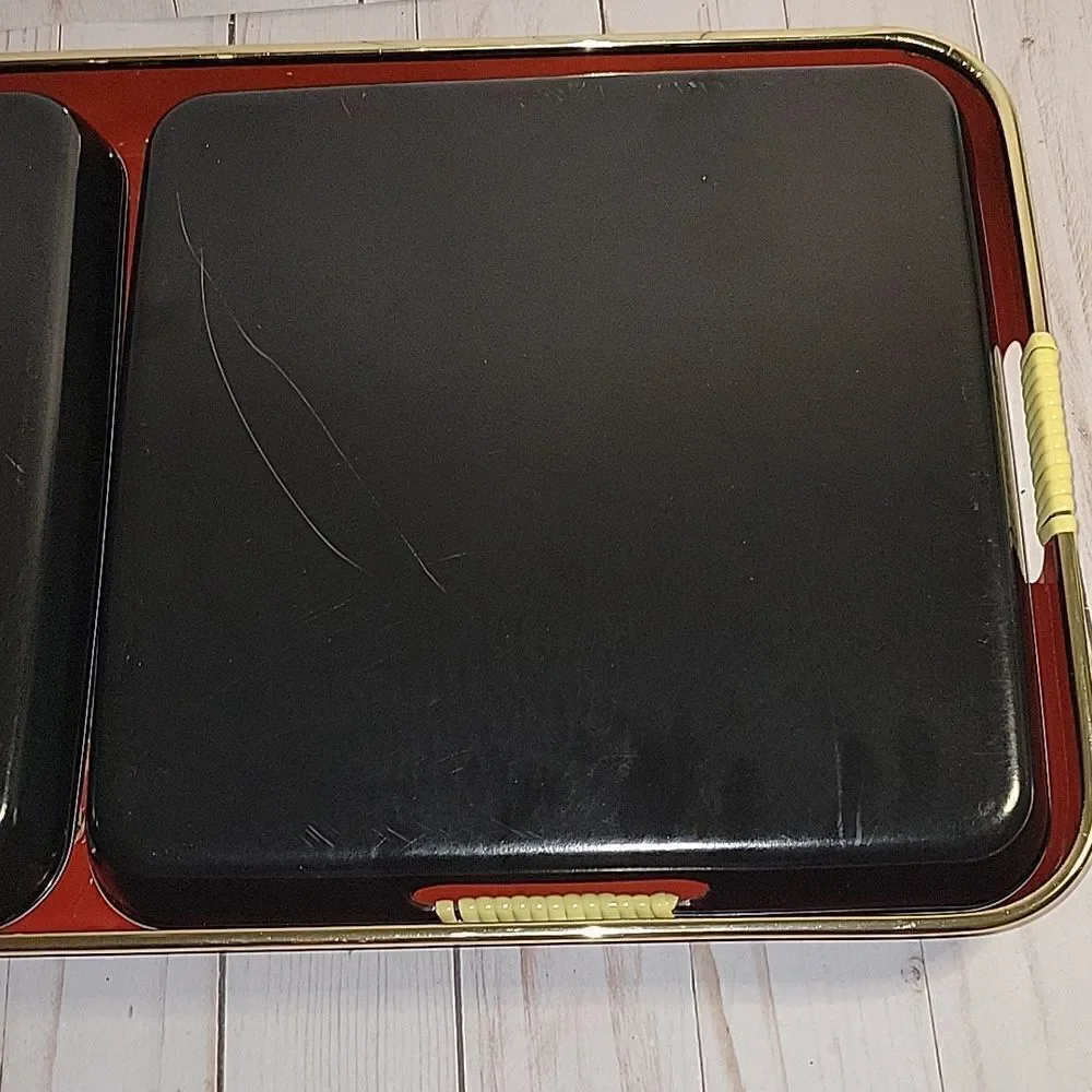 Vintage Toyo Japan Laquerware Nesting Serving Trays  Complete set of 3